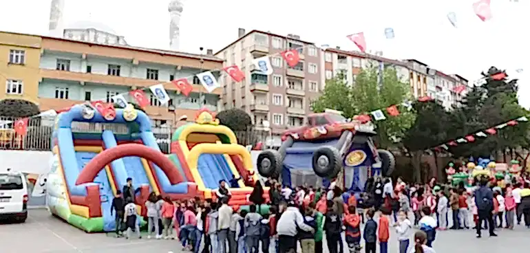 Çocuk Şenliği Organizasyonu Yaparken Nelere Dikkat Etmeliyiz?