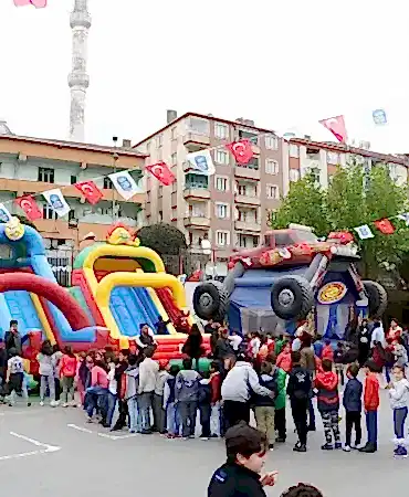 Çocuk Şenliği Organizasyonu Yaparken Nelere Dikkat Etmeliyiz?